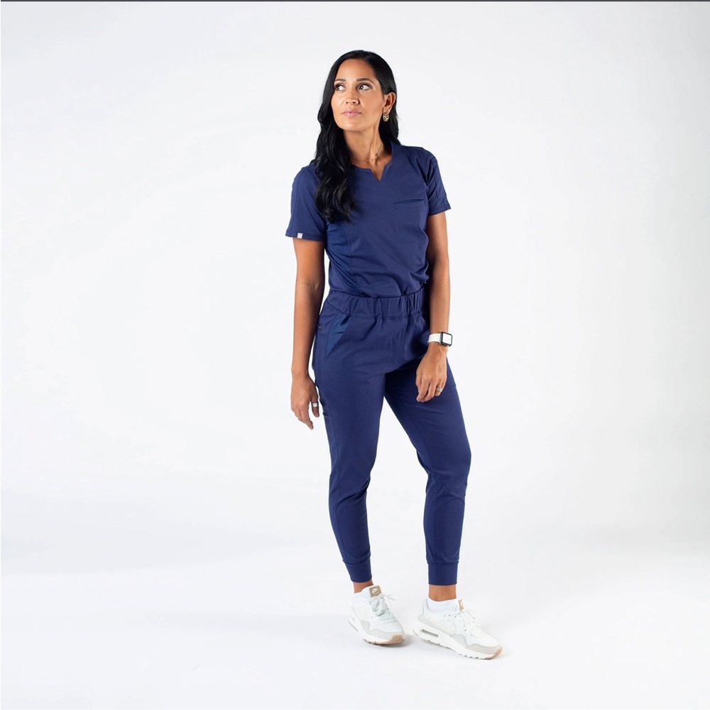 Nexus by BeneFIT Scrub Set